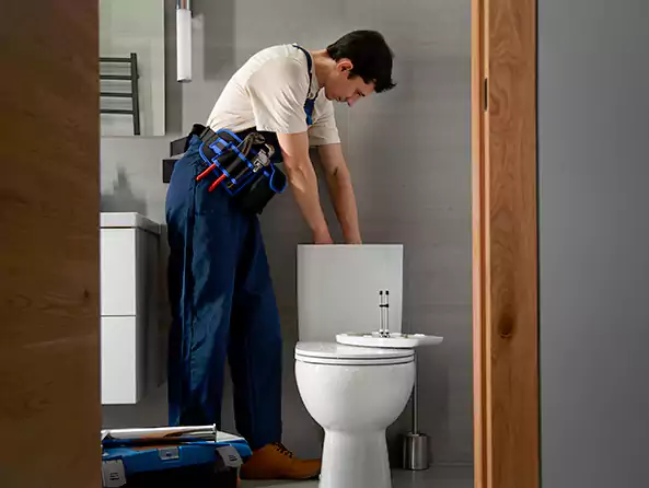 Why Choose Dave Packard Plumbing for Toilet Replacement in Lake Park, FL?